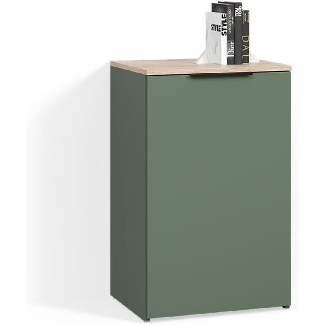 Das Sideboard zeigt sich in Gruen
