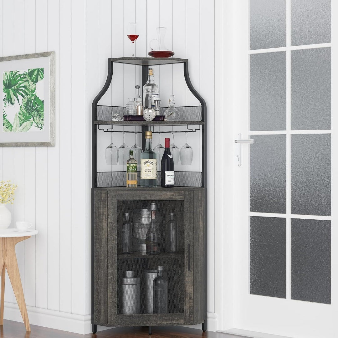 Sideboard verbindet LED Beleuchtung und Flaschenablagen