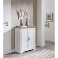 2 Tueren praegen das Sideboard in Weiss und Eichenbraun
